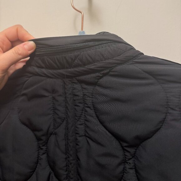 Zara Cropped Oversized Quilted Zip Puffer Sz M / L - Picture 8 of 10